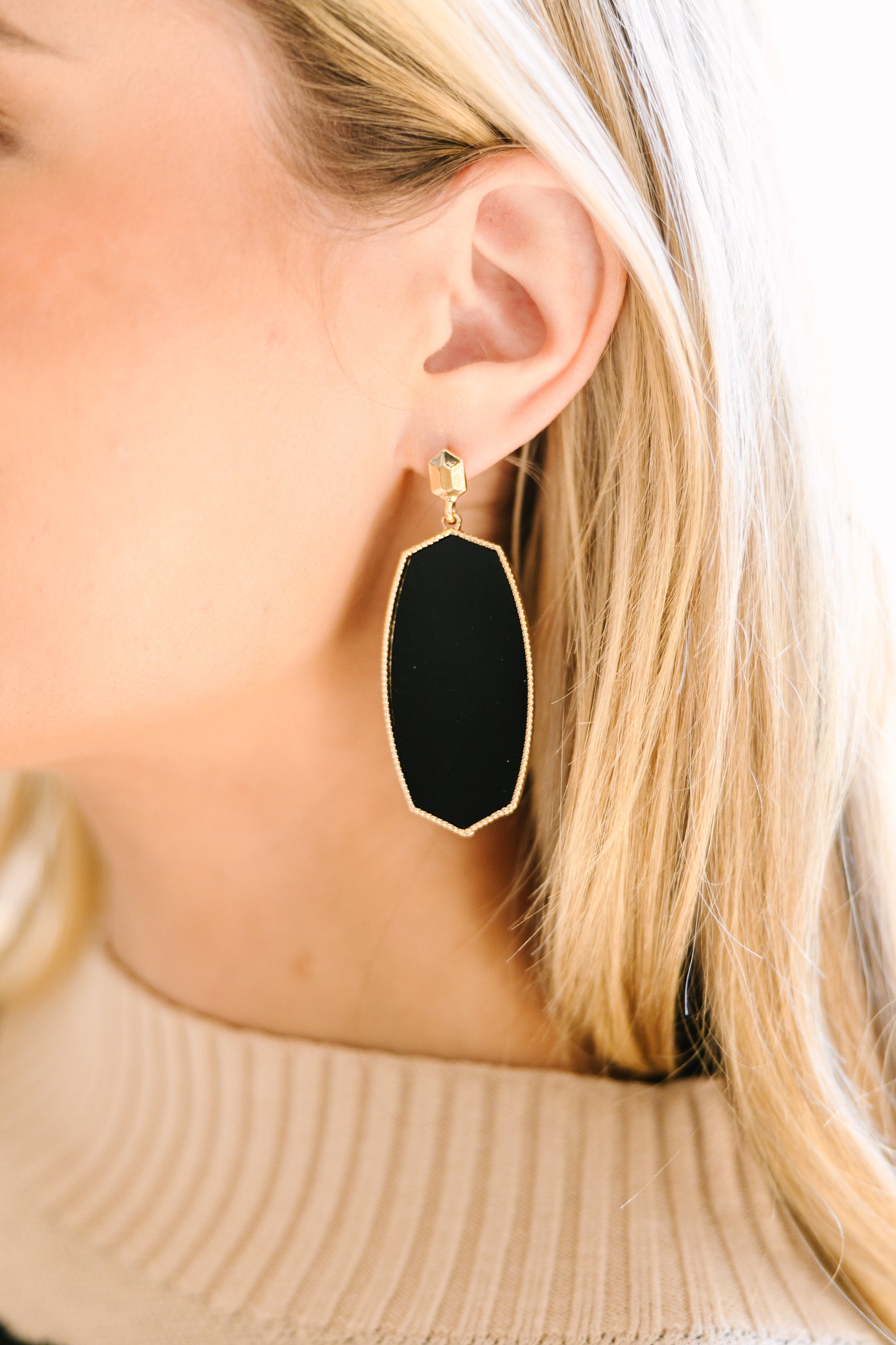 Know You Better Black Drop Earrings