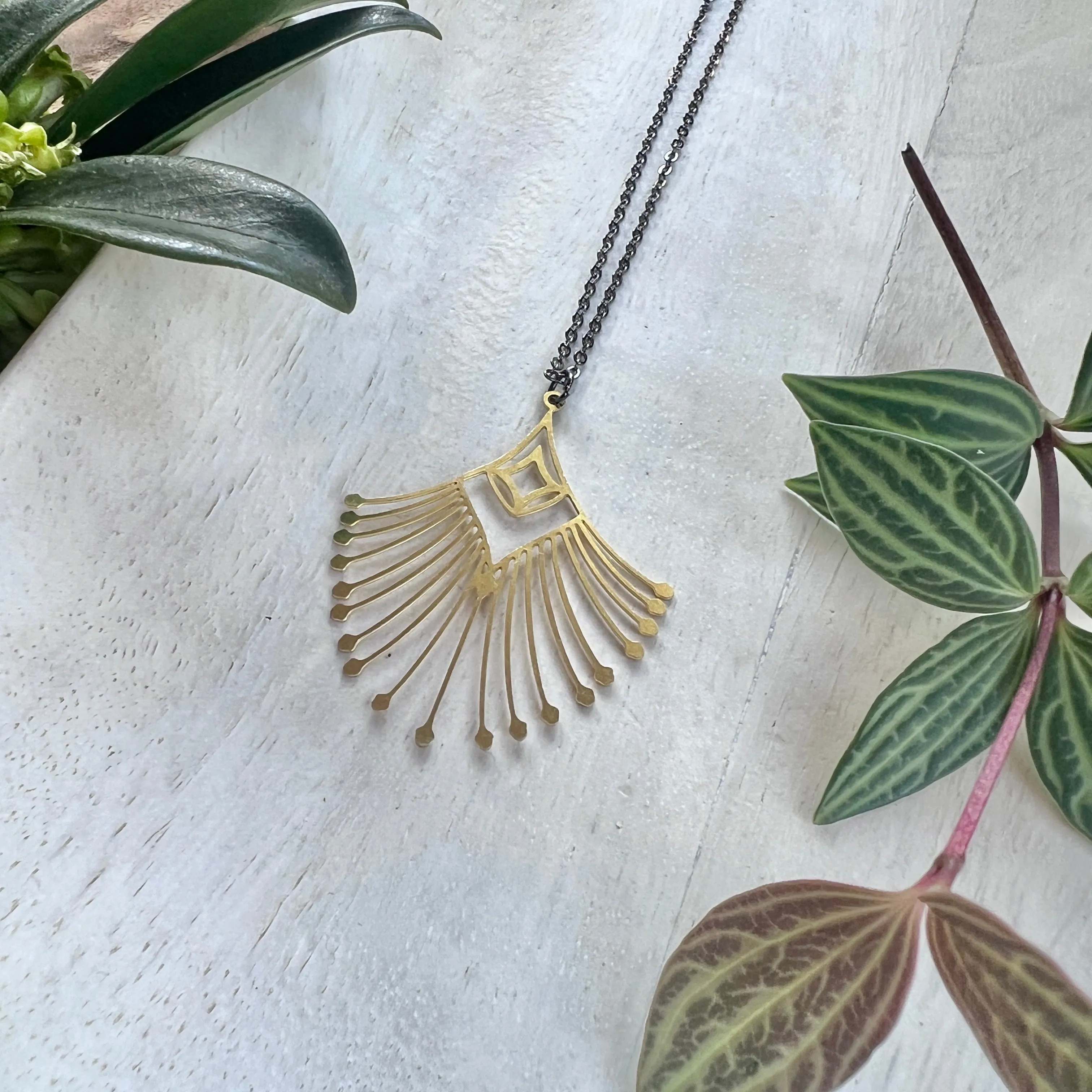 Leona Necklace