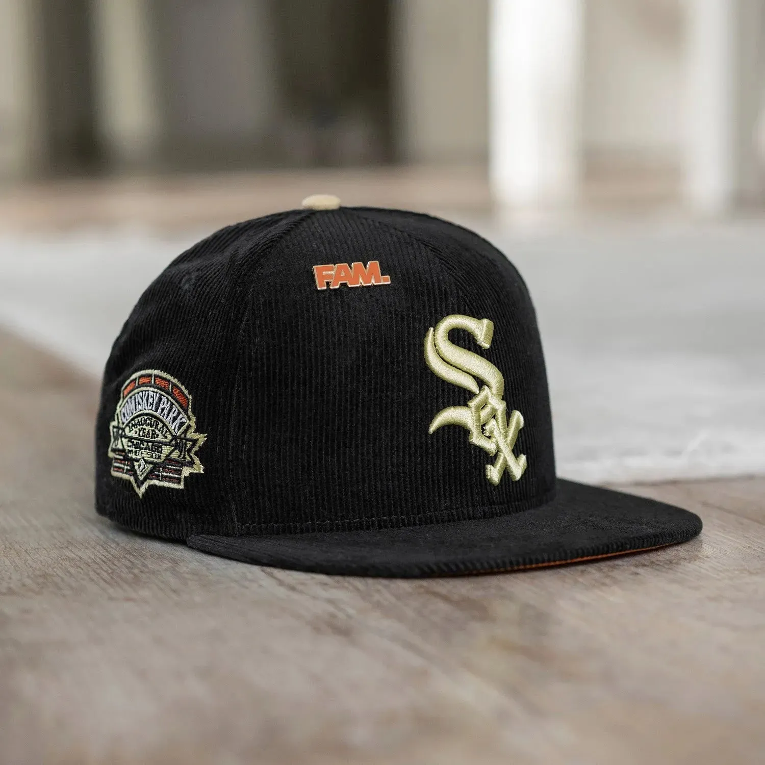 NEW ERA 59FIFTY MLB CHICAGO WHITE SOX INAUGURAL YEAR 1991 CORD BLACK / FIGHT ORANGE UV FITTED CAP