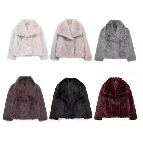 Women's Elegant Streetwear Solid Color Placket Coat Faux Fur Coat